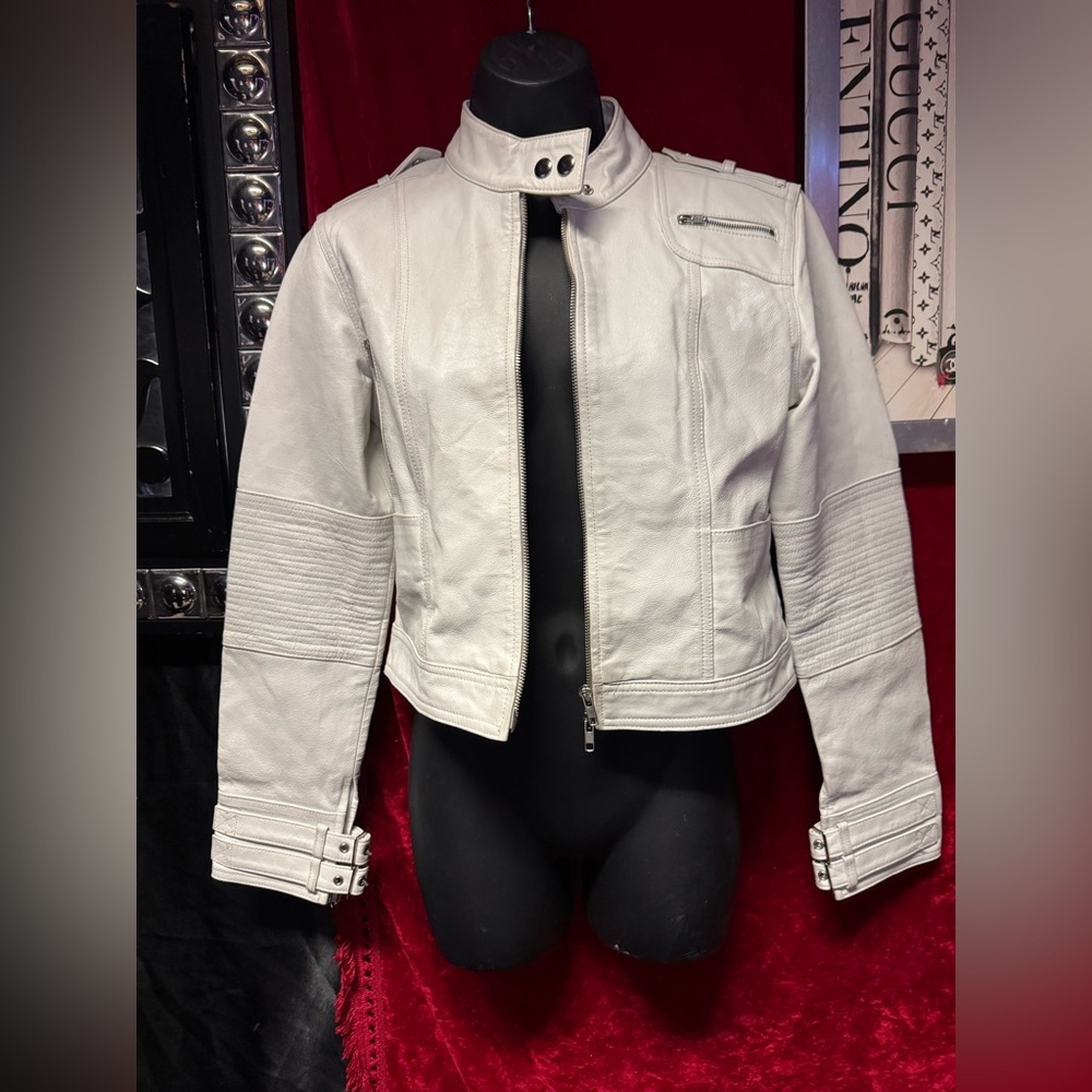 BRAND NEW Moto UB  Genuine White Leather Jacket Rare and very Trendy!!!